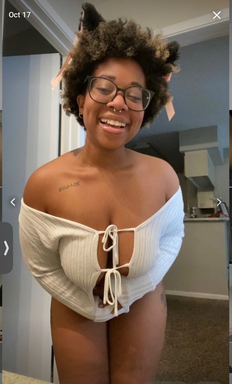 Foto di nudo di fuga di OnlyFans di Phoenixx