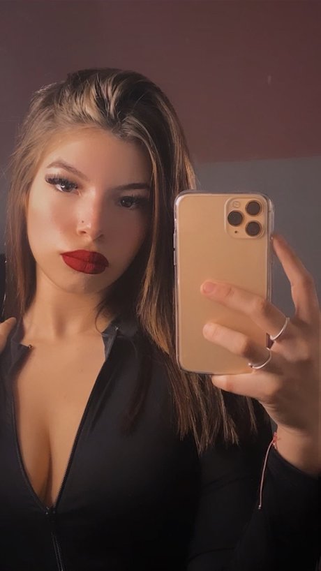 Foto di nudo di fuga di OnlyFans di Kitana 