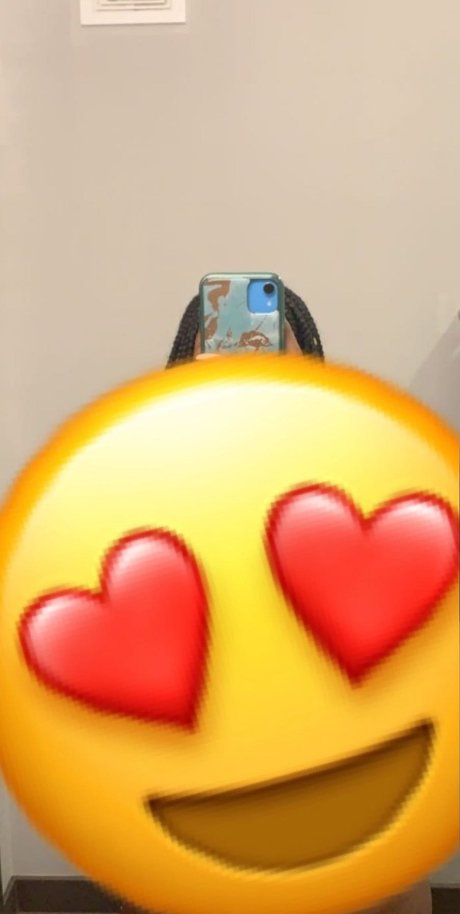 Foto di nudo di fuga di OnlyFans di Pussy Prince