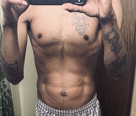 Foto di nudo di fuga di OnlyFans di Pettypendergrass