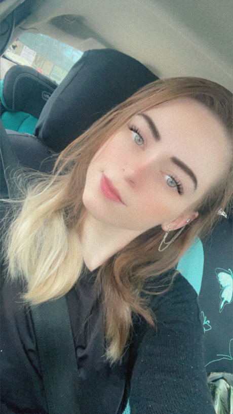 Foto di nudo di fuga di OnlyFans di Shina