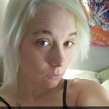 Foto di nudo di fuga di OnlyFans di Silver Starr 