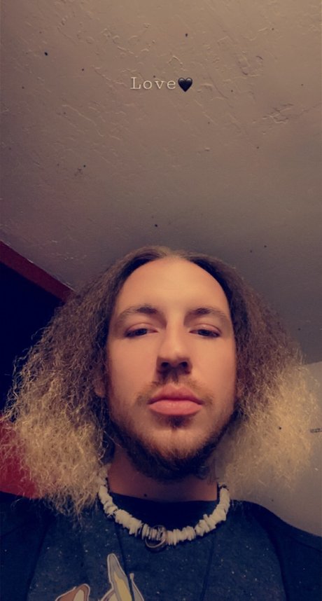 Foto di nudo di fuga di OnlyFans di Taetypleaurez