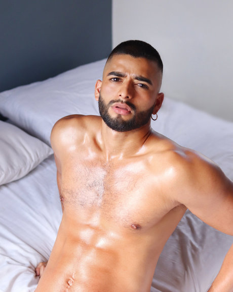 Foto di nudo di fuga di OnlyFans di Cristhian Bayona