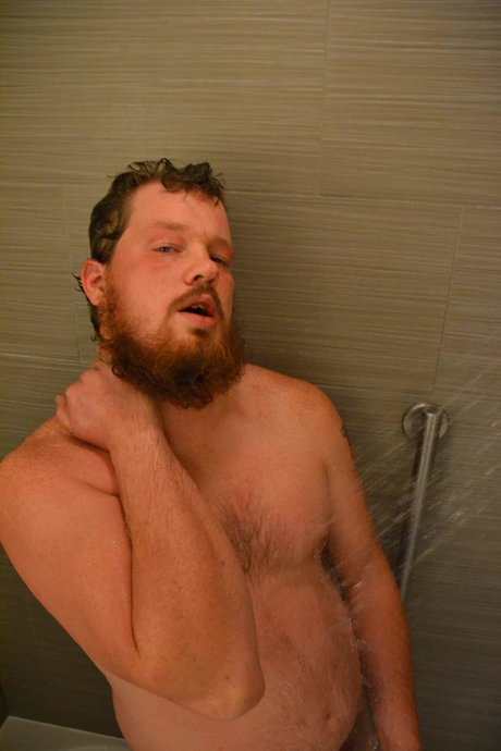 Foto di nudo di fuga di OnlyFans di Dan