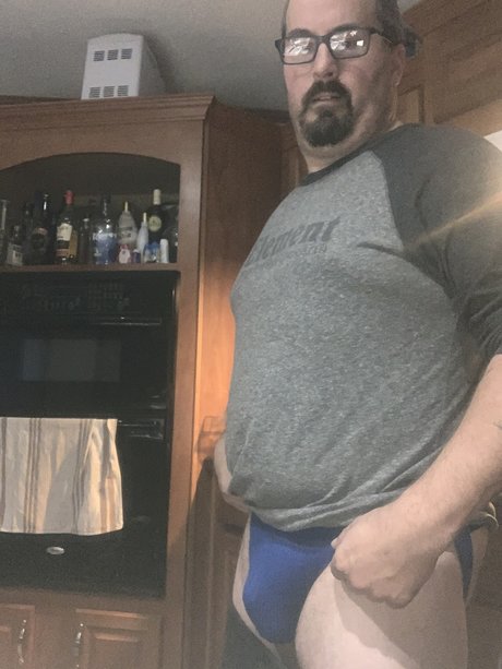Foto di nudo di fuga di OnlyFans di Aaron