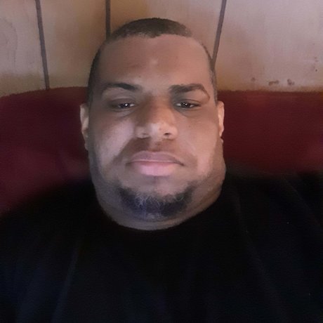 Foto di nudo di fuga di OnlyFans di Clarence Bell Jr