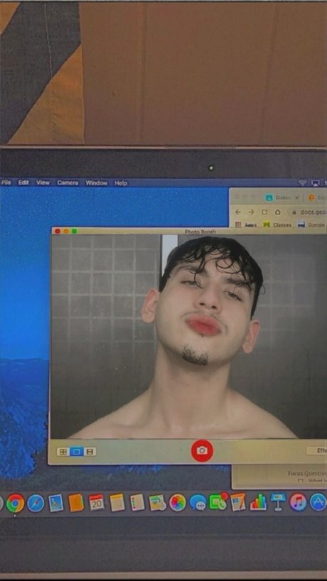 Foto di nudo di fuga di OnlyFans di Edgar Espinosa