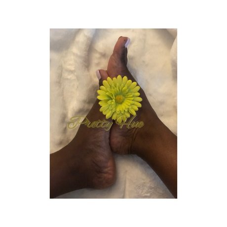 Foto di nudo di fuga di OnlyFans di 1prettyhue