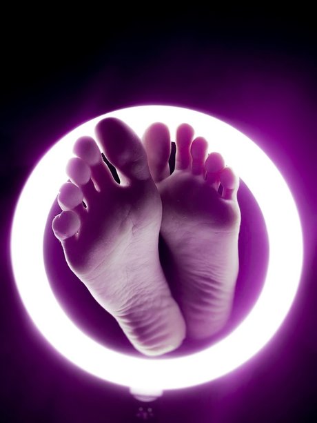 Foto di nudo di fuga di OnlyFans di Prettyfeets