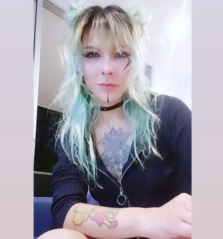Foto di nudo di fuga di OnlyFans di Chloe