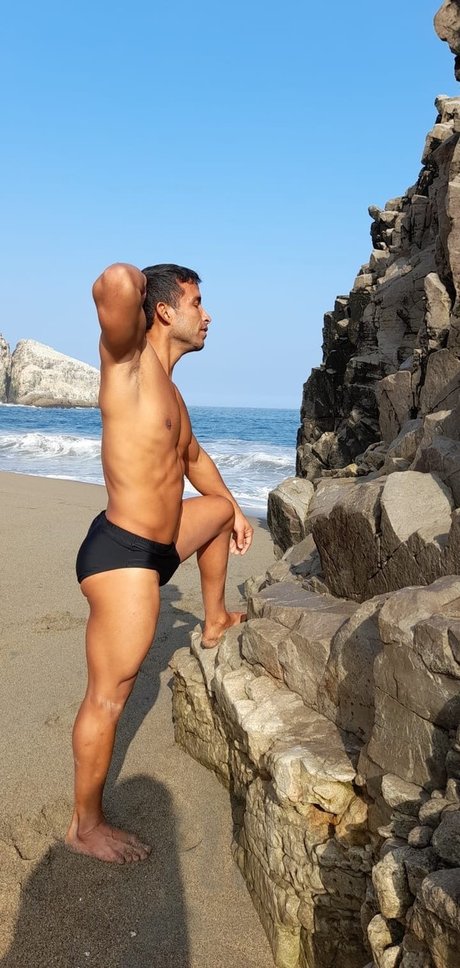 Foto di nudo di fuga di OnlyFans di Fernando Esteban