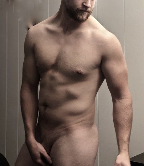 Foto di nudo di fuga di OnlyFans di Praisethebooty
