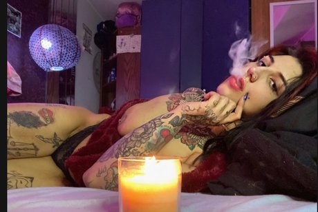 Foto di nudo di fuga di OnlyFans di 