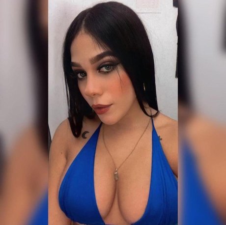 Foto di nudo di fuga di OnlyFans di Polly