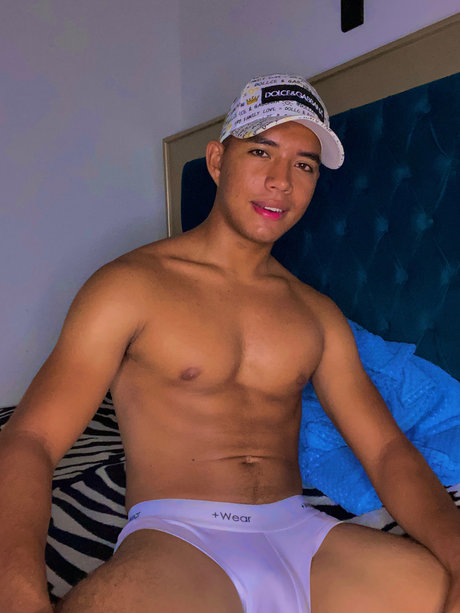 Foto di nudo di fuga di OnlyFans di Roiber Top 10