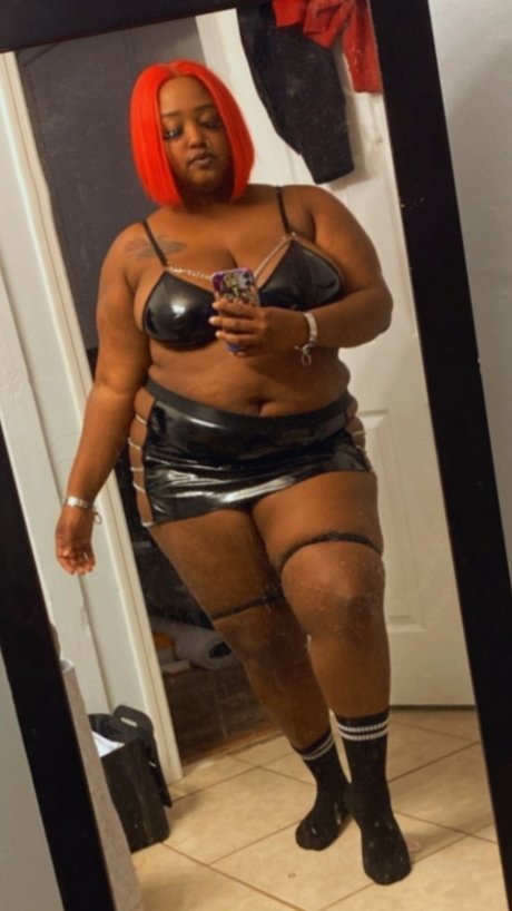 Foto di nudo di fuga di OnlyFans di Dabratt Ivy