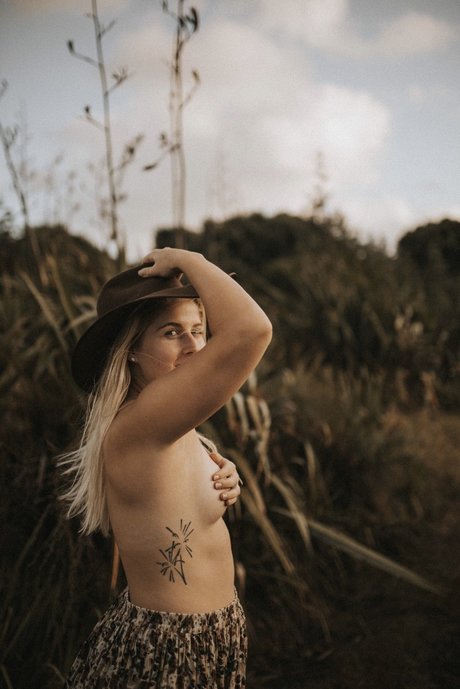 Foto di nudo di fuga di OnlyFans di Poison Ivy 