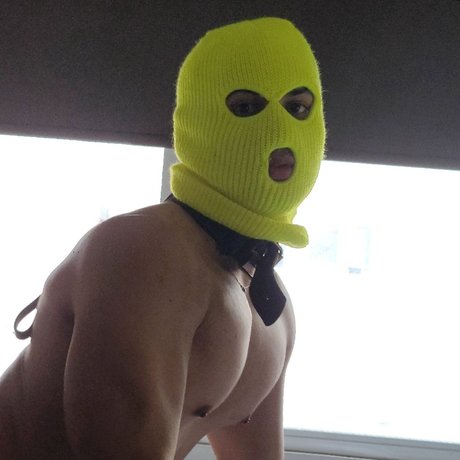 Foto di nudo di fuga di OnlyFans di Aaron