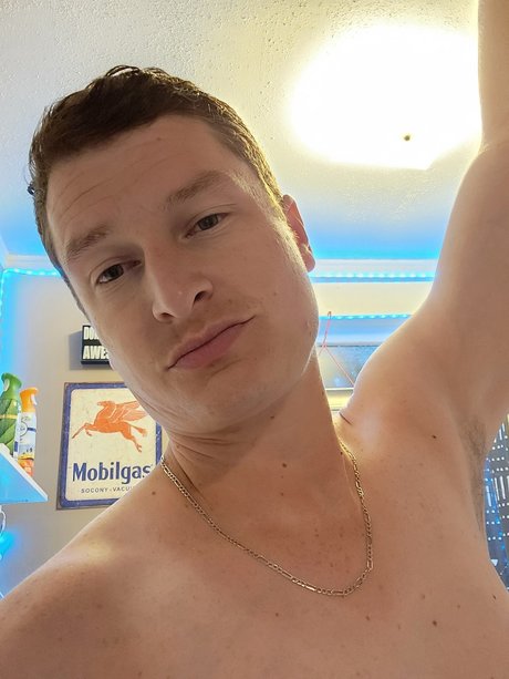 Foto di nudo di fuga di OnlyFans di Devin