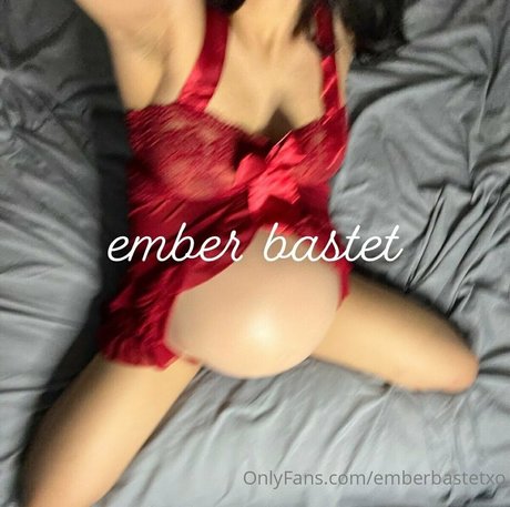 Foto di nudo di fuga di OnlyFans di Emberbastetxo