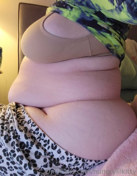 Hungrylilkitty