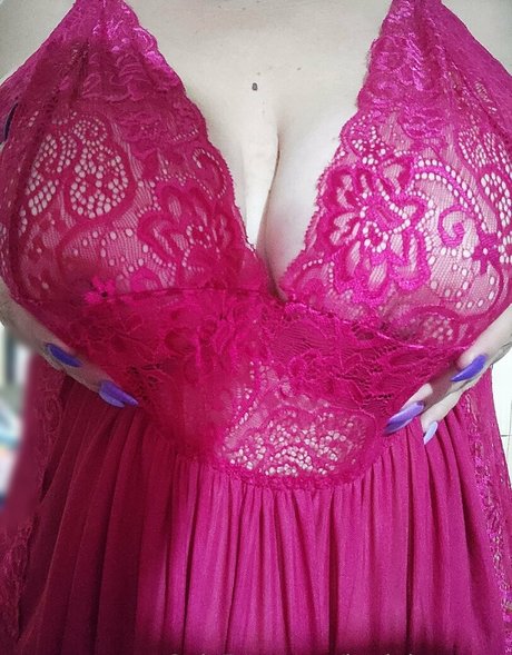 Foto di nudo di fuga di OnlyFans di Hotjuicycurvy