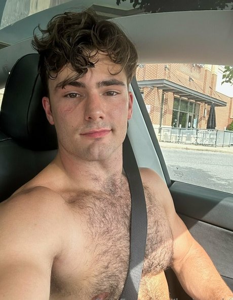 Foto di nudo di fuga di OnlyFans di Leviconely