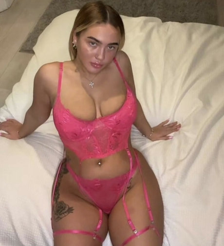 Foto di nudo di fuga di OnlyFans di Caoimhe Moreland