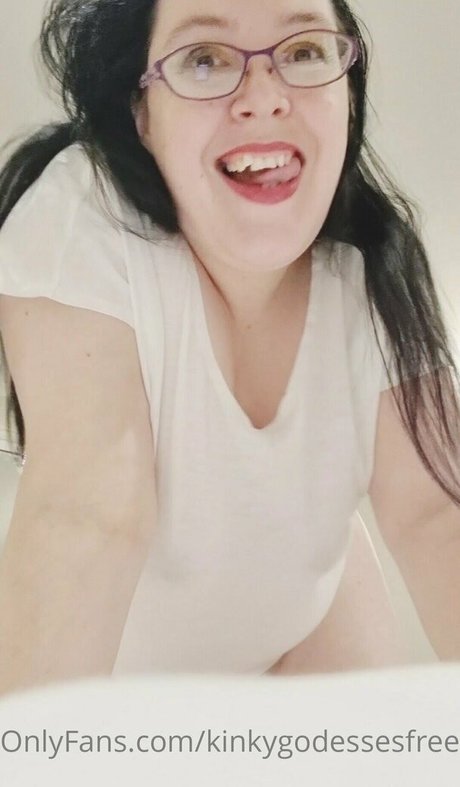 Foto di nudo di fuga di OnlyFans di Aussiegiantessfree