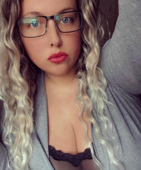 Foto di nudo di fuga di OnlyFans di Aubree