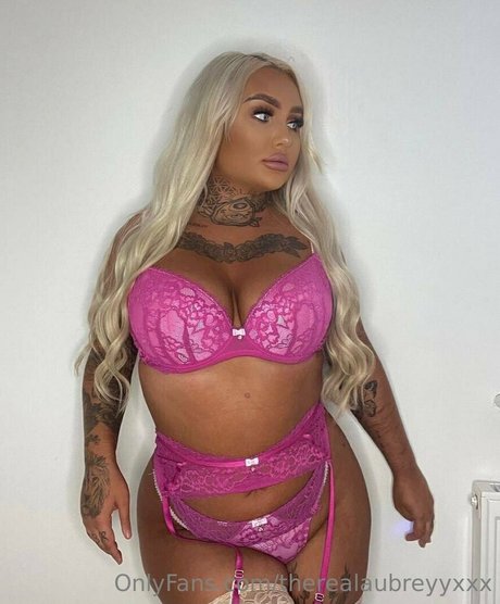 Inkedblondieeee