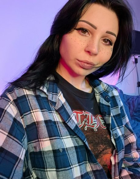 Foto di nudo di fuga di OnlyFans di Lolapixel