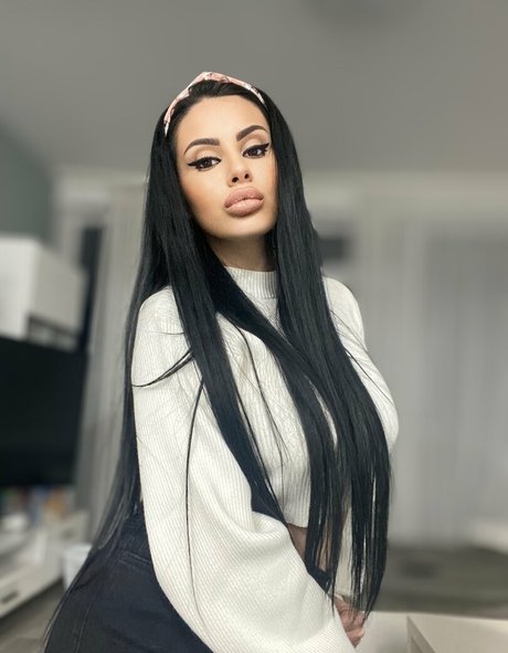 Foto di nudo di fuga di OnlyFans di Celinefree