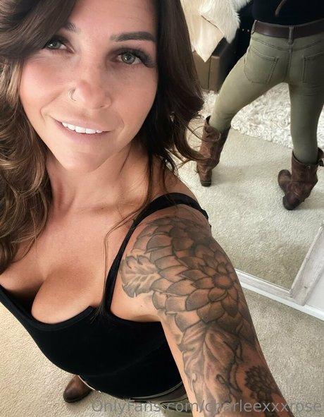 Charleexxxrose