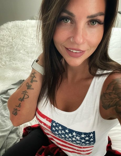 Charleexxxrose