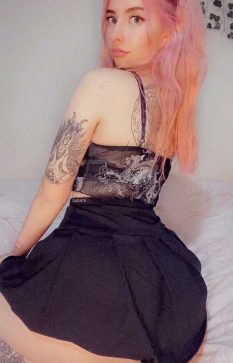Foto di nudo di fuga di OnlyFans di Babirhi