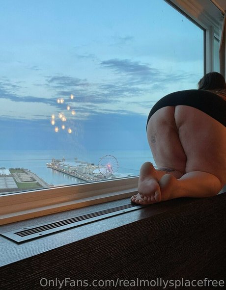 Foto di nudo di fuga di OnlyFans di Realmollysplacefree