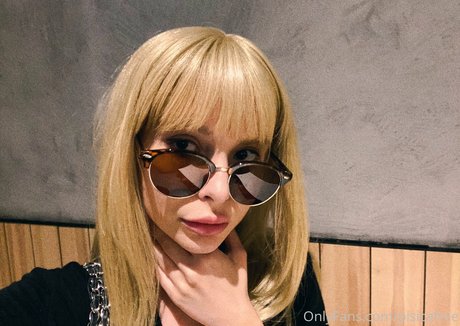 Foto di nudo di fuga di OnlyFans di Pisicafree