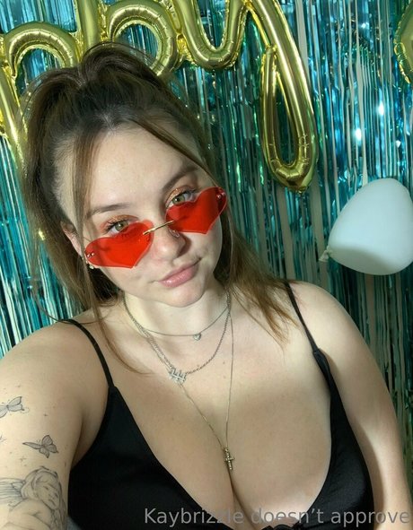 Foto di nudo di fuga di OnlyFans di Kaybrizzle