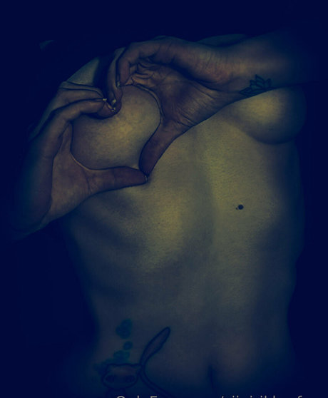 Foto di nudo di fuga di OnlyFans di Siipirikkofree