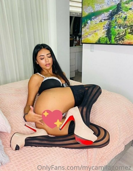 Foto di nudo di fuga di OnlyFans di Mycamilagomez