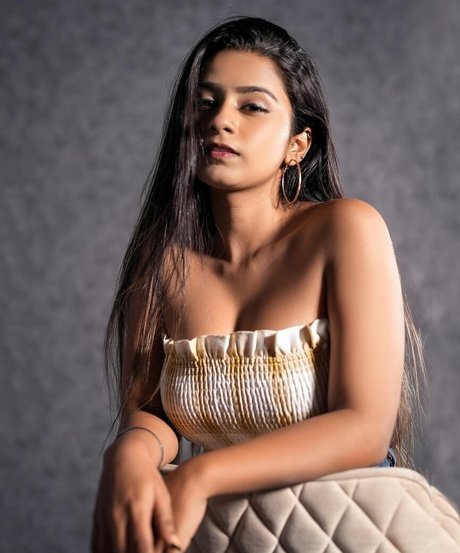 Foto di nudo di fuga di OnlyFans di Suhana Khan