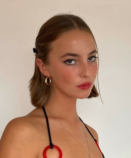 Amelie Manzoli