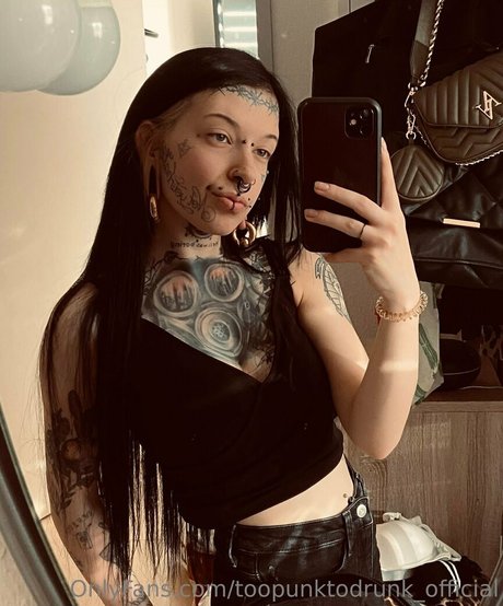 Foto di nudo di fuga di OnlyFans di Toopunktodrunk