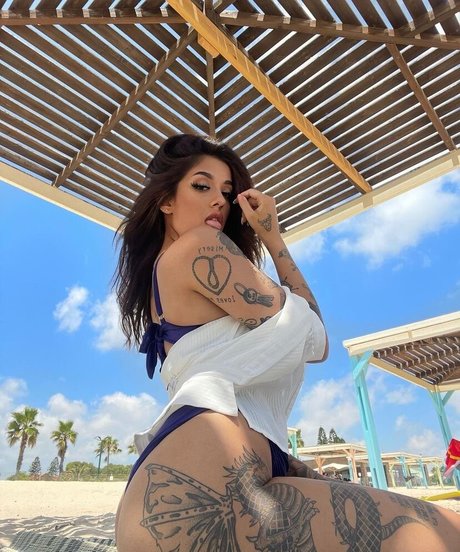 Foto di nudo di fuga di OnlyFans di May Bakshi
