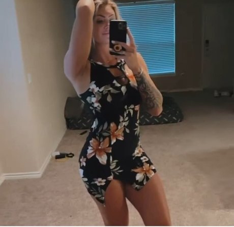 Foto di nudo di fuga di OnlyFans di Jordan Elizabeth
