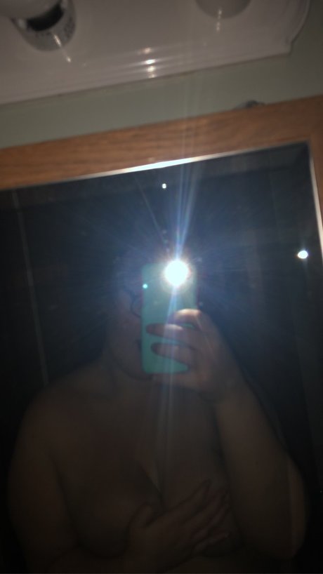 Foto di nudo di fuga di OnlyFans di Cassie