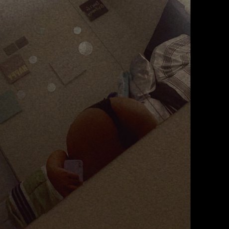 Foto di nudo di fuga di OnlyFans di Cici