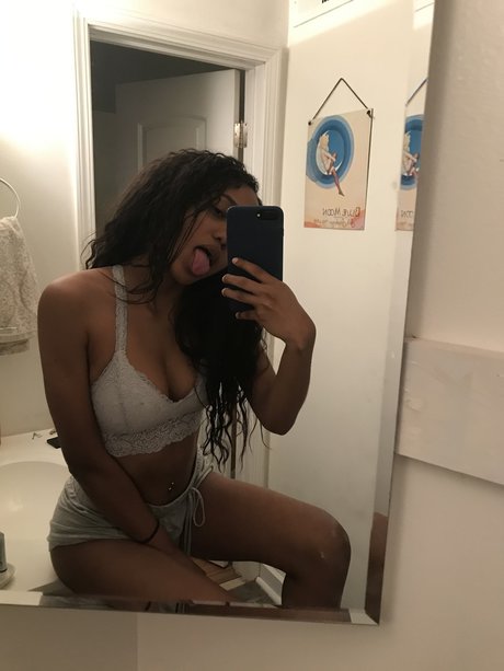 Foto di nudo di fuga di OnlyFans di Princess